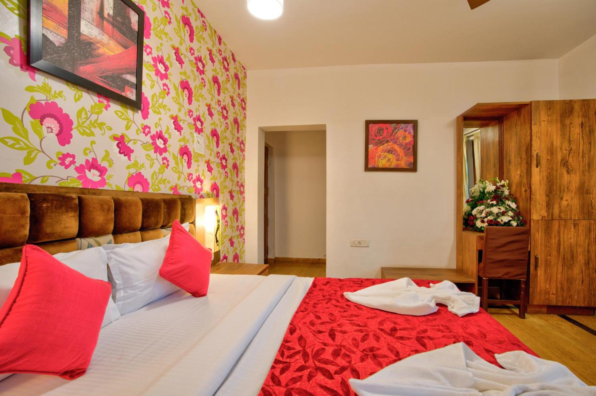 Resort Martins Siesta , A Portuguese Heritage Resort In Calangute Arpora Exterior photo